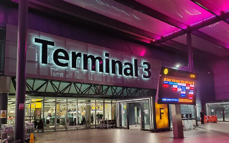 London Heathrow Airport (LHR)